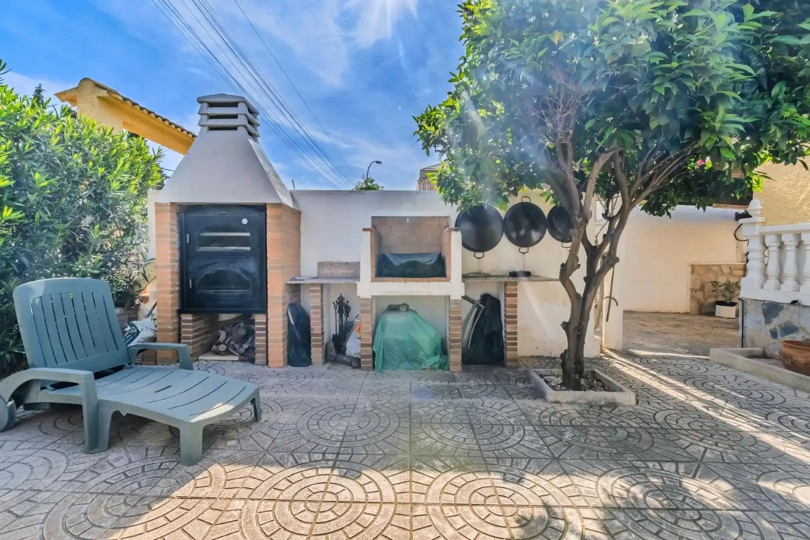 Vista exterior de Casa o chalet en venta en Torrevieja con Jardín privado