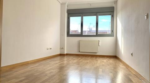Photo 5 of Flat to rent in Salsipuedes, Villaverde Alto, Madrid