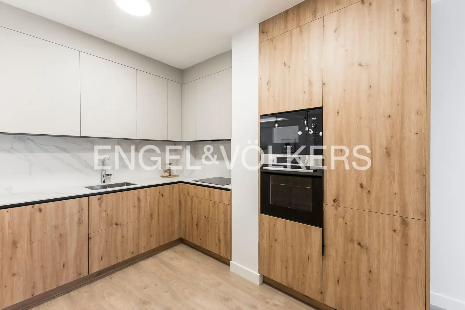 Kitchen of Flat for sale in Madrid  with Air Conditioner, Heating and Terrace
