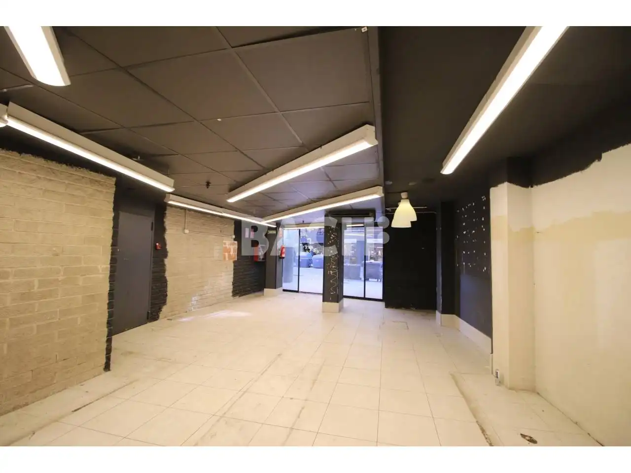 Locale commerciale in affitto a Calle Jacint Verdaguer 29, imagen 8