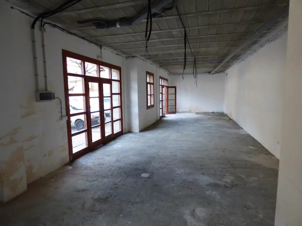 Local en venta en Benasque