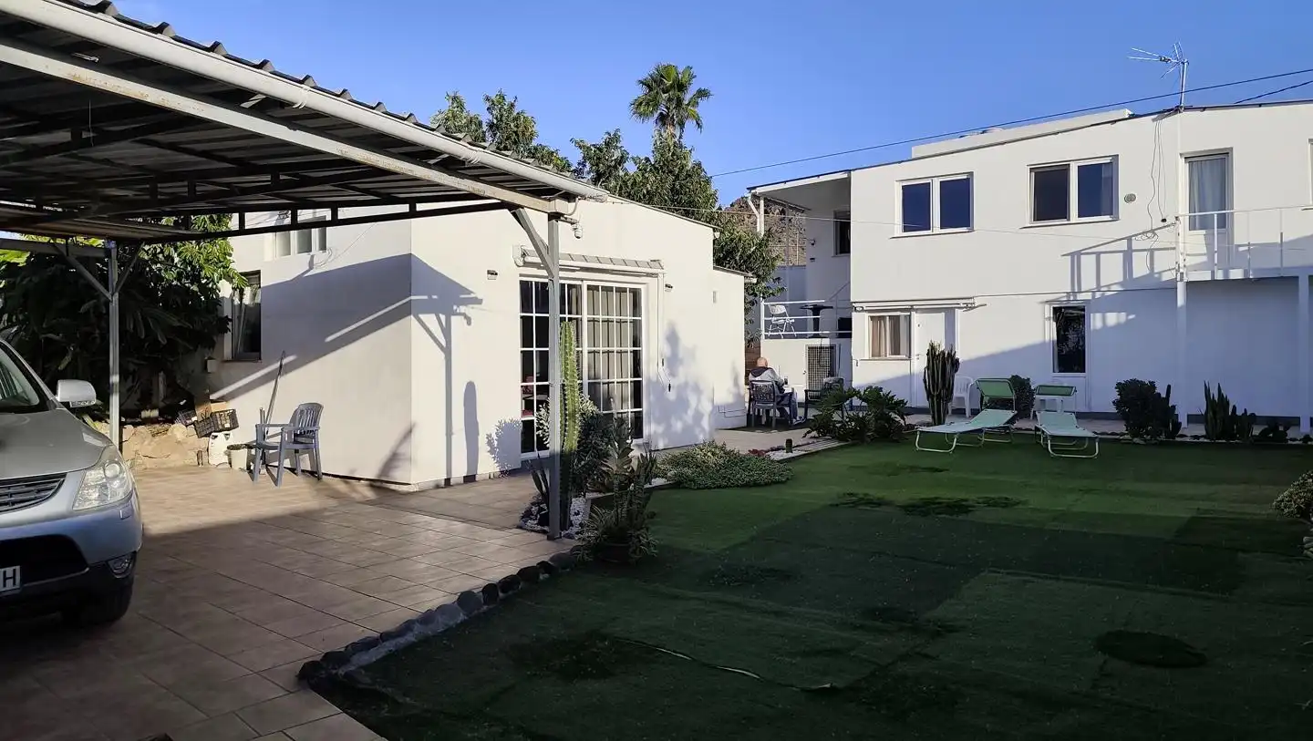 Casa amb jardí en venda a Buzanada, imagen 2