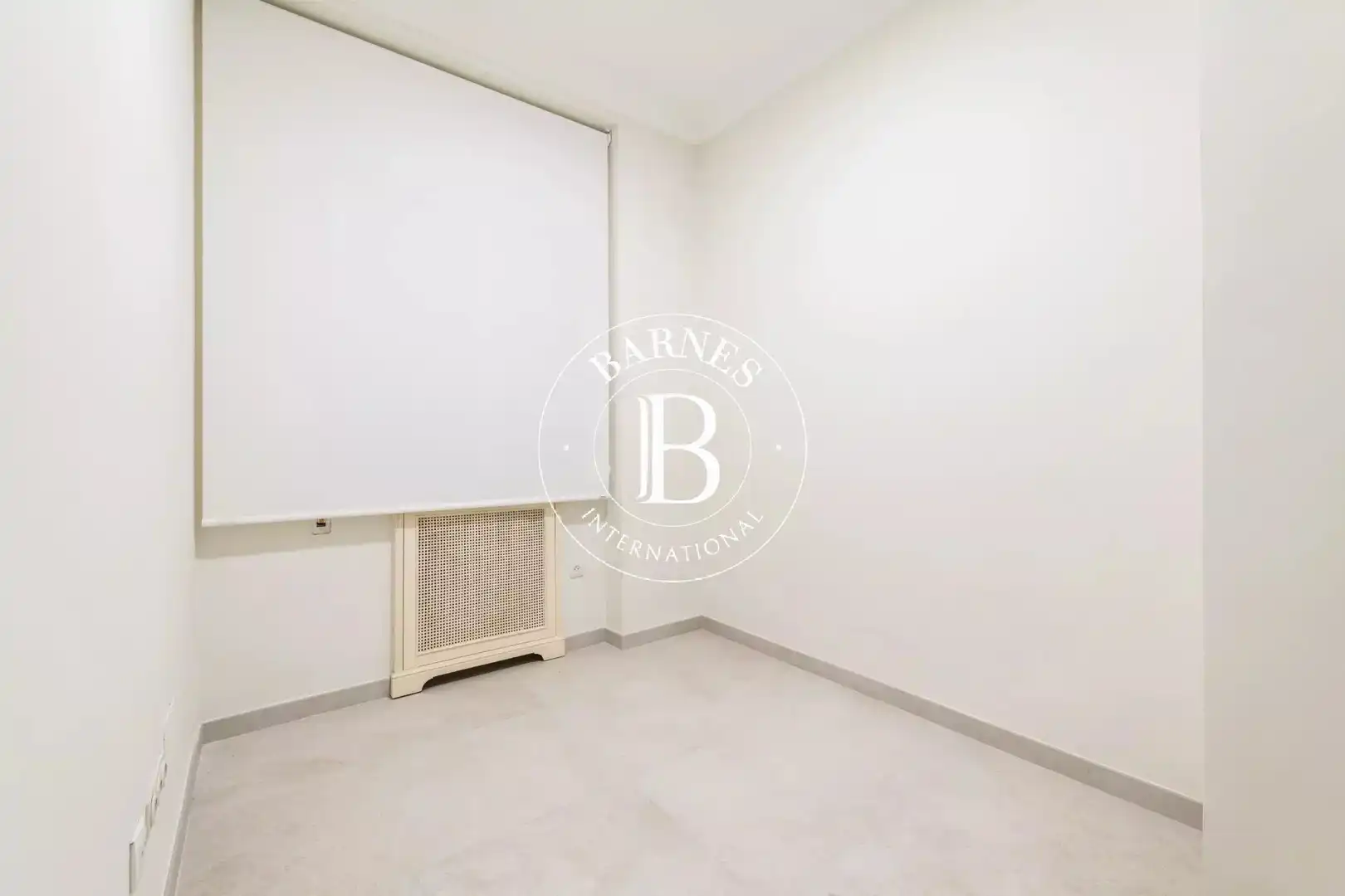 Flat for rent in Madrid  with Air Conditioner, Heating and Storage room