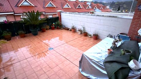 Casa / Chalet adosado en venta en calle de Montecerredo 3, Castro-Urdiales, imatge 2
