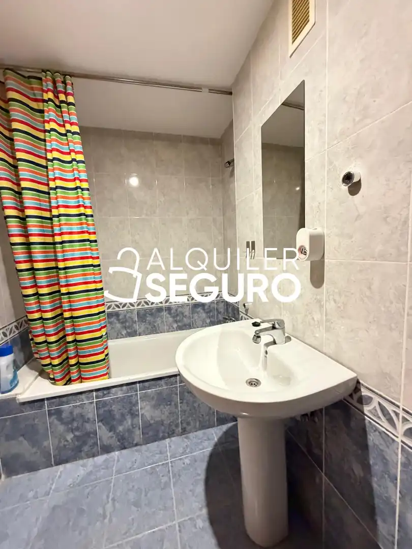 Bathroom of Flat for rent in Nules