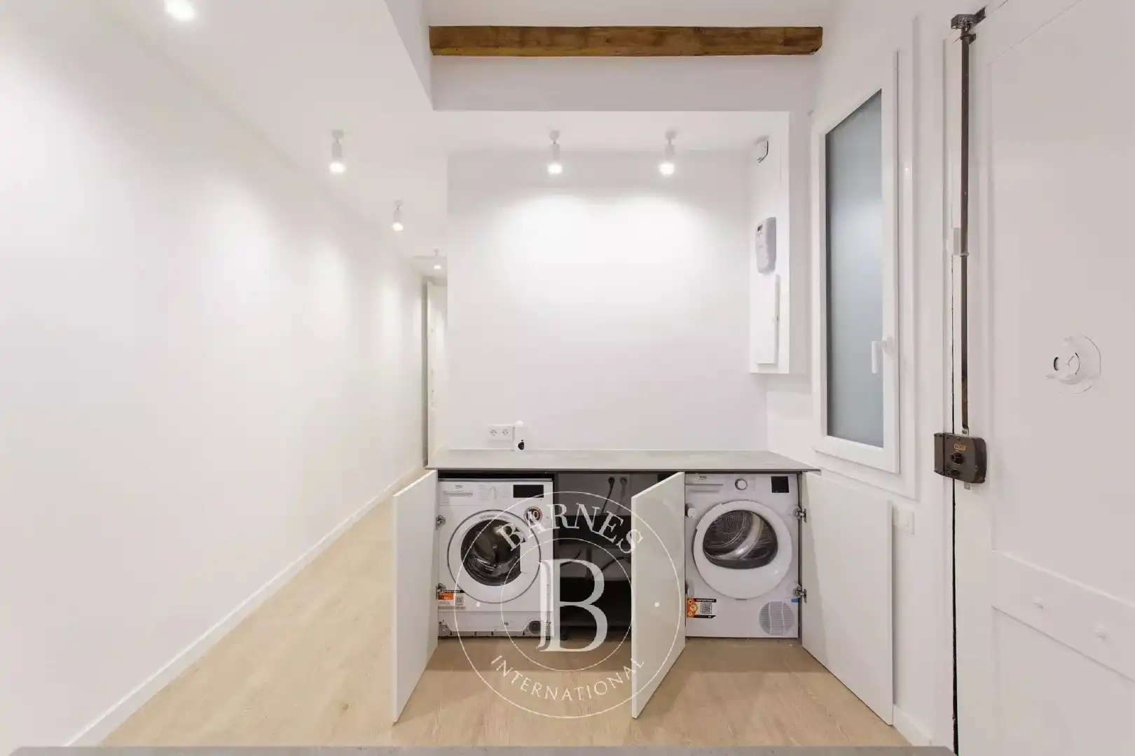 Wohnung zum Verkauf in Barcelona mit Klimaanlage
