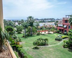 Jardí de Dúplex en venda en Estepona amb Aire condicionat i Terrassa