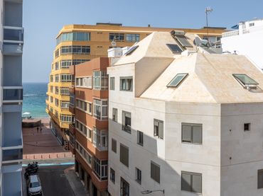 Pis amb ascensor en venda a C. El Cid 10
