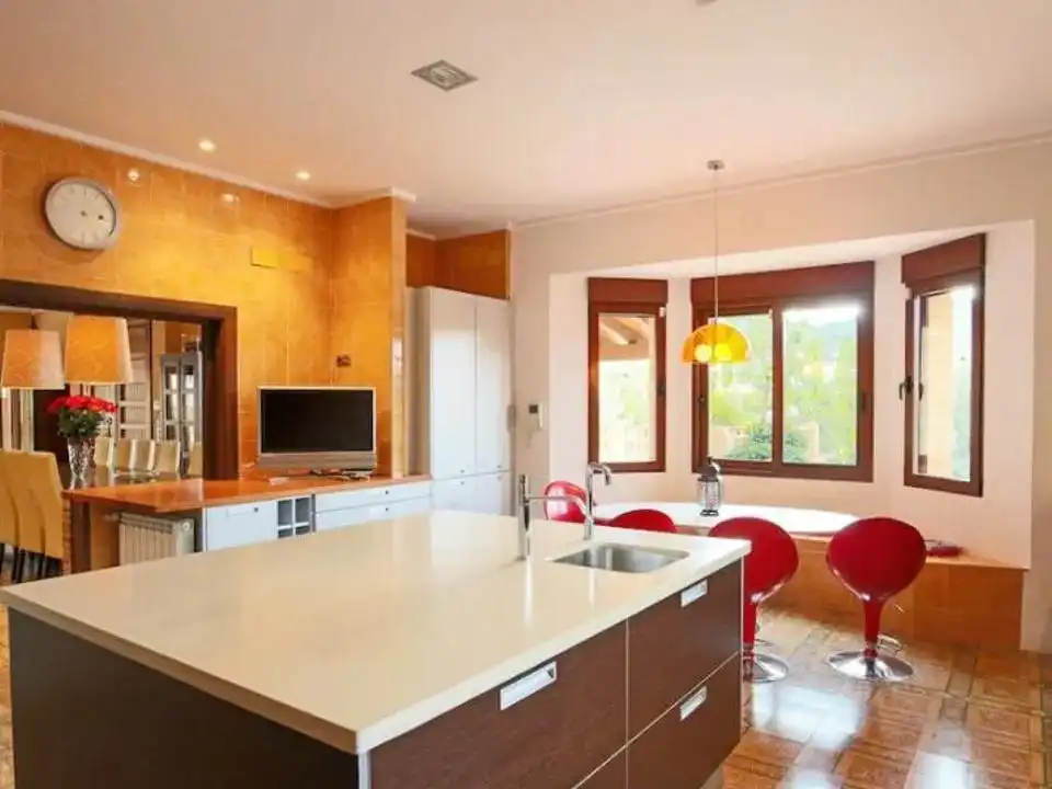 Country house zum Verkauf in Las Rotas / Les Rotes