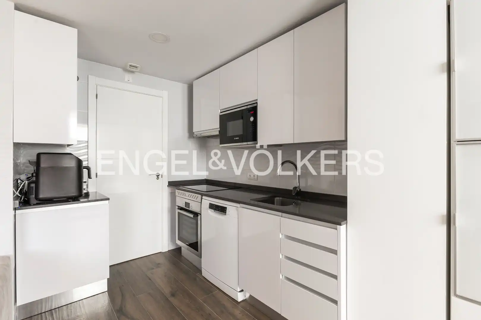 Cocina de Piso en venta en Madrid con Aire acondicionado, Calefacción y Piscina