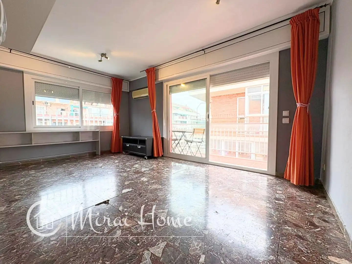 Exterior view of Flat for sale in Granollers  with Air Conditioner and Balcony