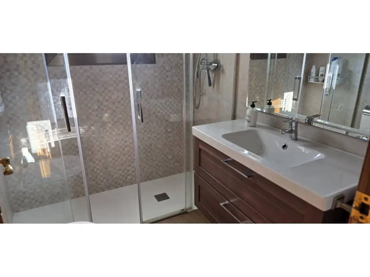 Bathroom of Houses for sale in Argentona  with Heating, Private garden and Terrace
