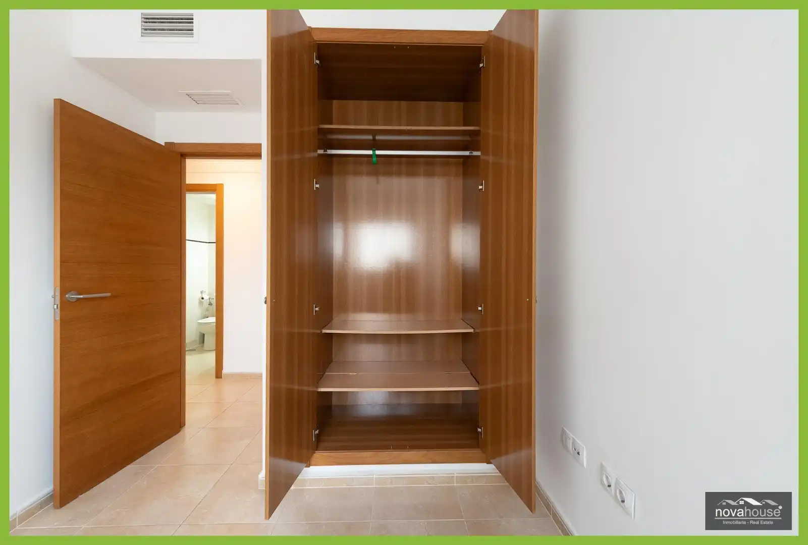 Piso en venta en Rincón de la Victoria con Aire acondicionado, Calefacción y Jardín privado