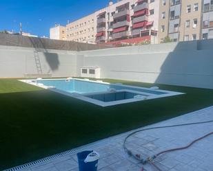 Swimming pool of Attic for sale in Vilanova i la Geltrú  with Air Conditioner, Terrace and Balcony