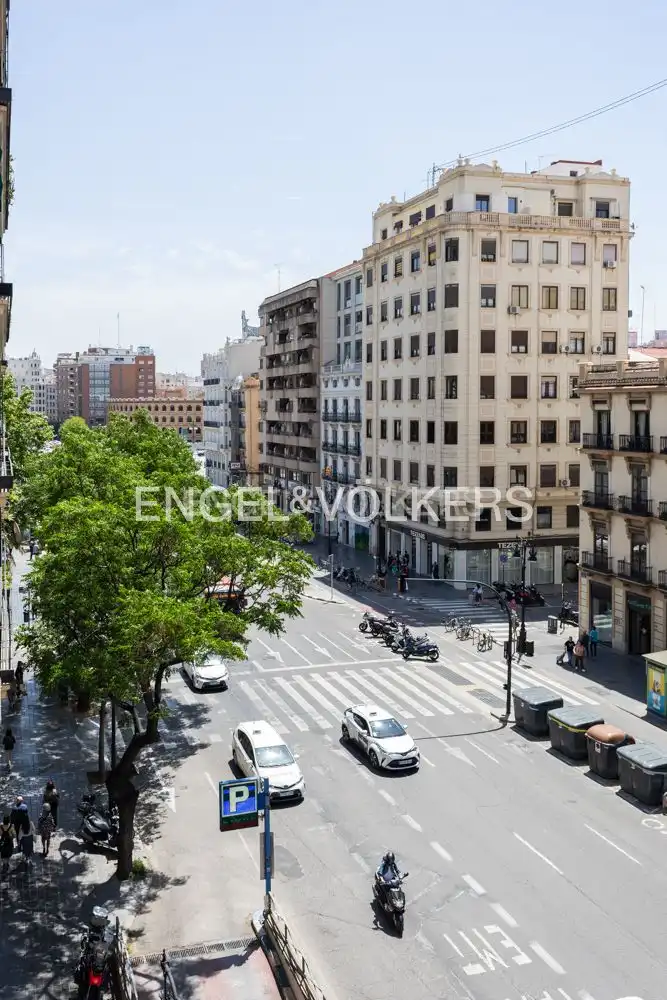Vista exterior de Pis en venda en Valencia amb Aire condicionat, Calefacció i Terrassa