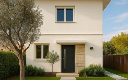 Vista exterior de Casa o xalet en venda en Sant Cugat del Vallès amb Aire condicionat, Calefacció i Jardí privat