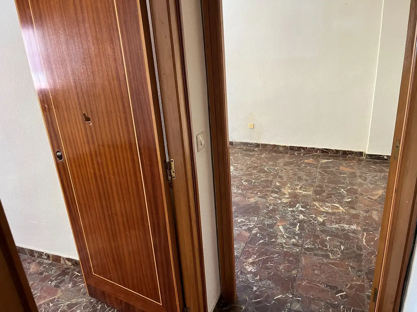 Piso en venta en Las Navas del Marqués  con Calefacción y Trastero