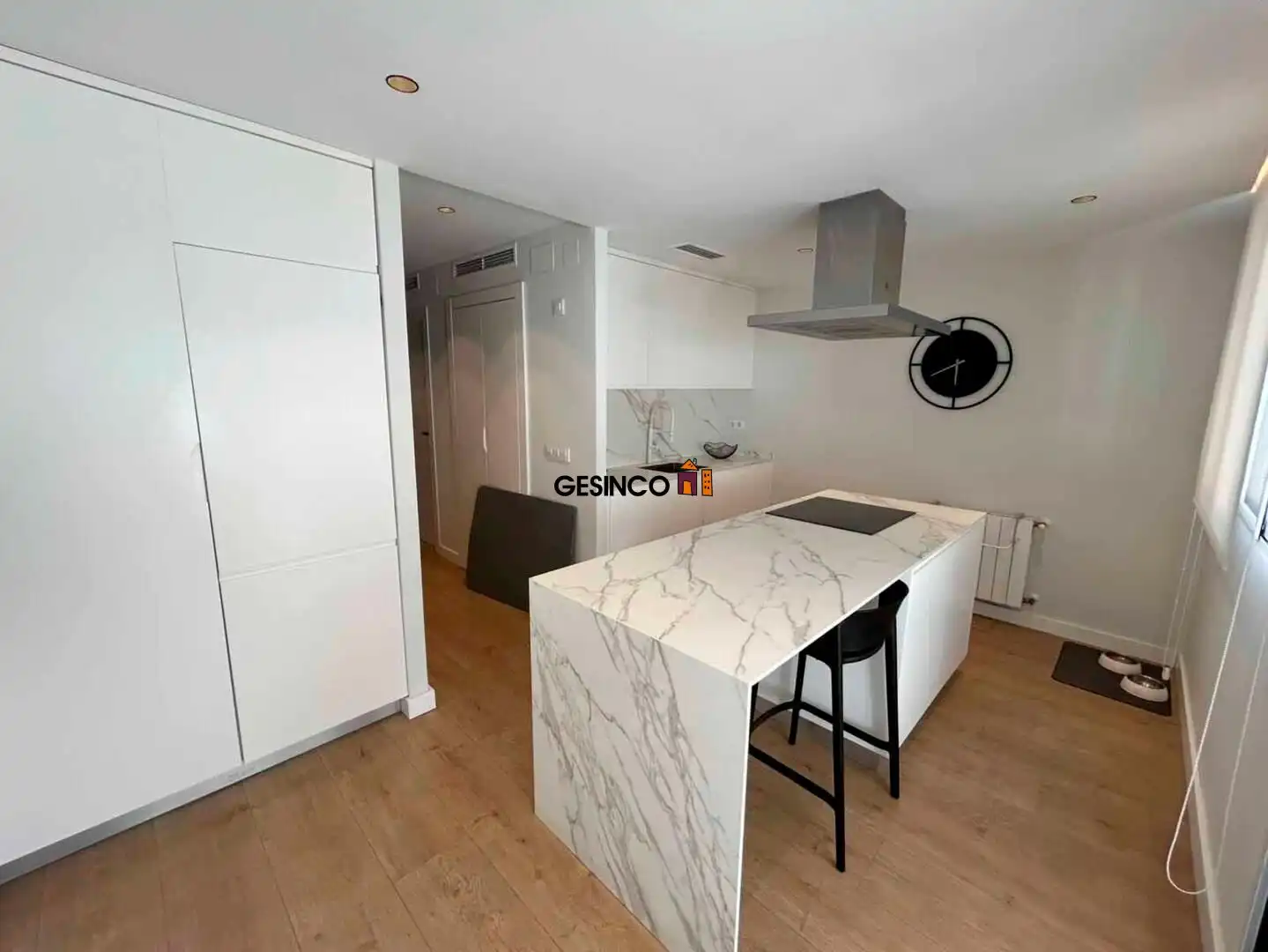 Cocina de Casa adosada en venta en Manuel con Aire acondicionado, Calefacción y Trastero