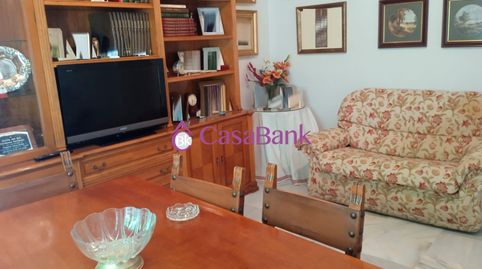 Ref. 28140 Zona proxima al Gran Teatro, en una magnifica ubicacion. Amplio piso exterior(salon con terraza) , conservado, en bloqu, imatge 3