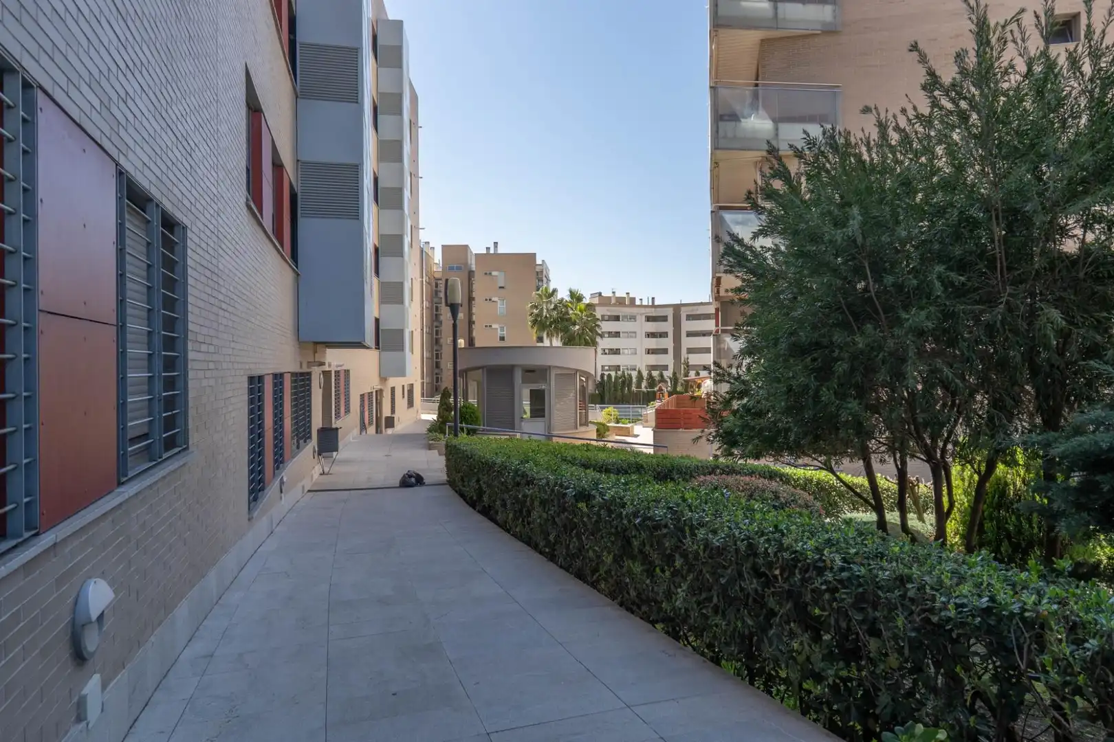 Exterior view of Flat for sale in Granada  with Air Conditioner, Heating and Private garden