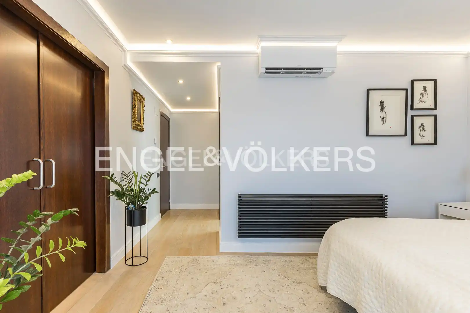 Bedroom of Houses for sale in Castelldefels  with Air Conditioner, Heating and Private garden
