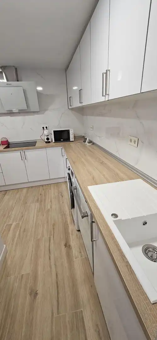 Kitchen of Detached homes for rent in Granada