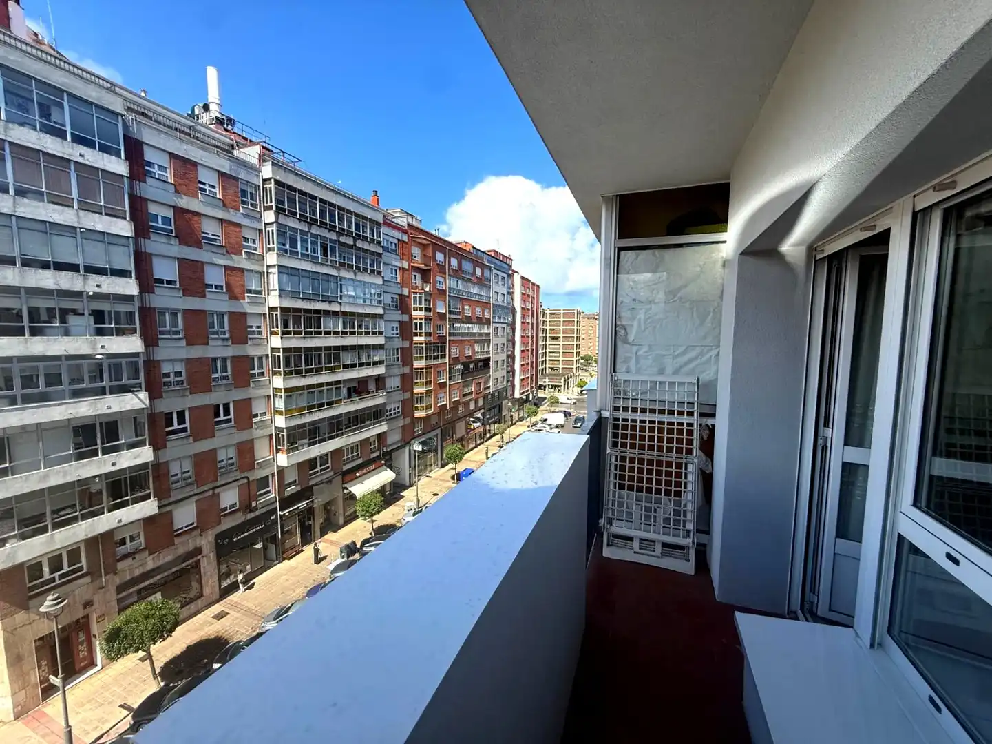 Habitación de Piso en venta en Avilés con Calefacción, Terraza y Amueblado
