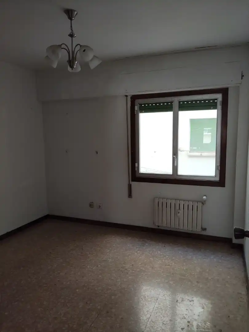 Bedroom of Flat for sale in Zaragoza  with Heating, Parquet flooring and Terrace