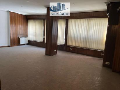 Flat for sale in Avda de Madrid - Pº de la Estación,  Jaén Capital