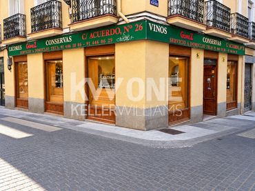 Local comercial en venda a 11 Calle del Montserrat #1º4 ,1º 5