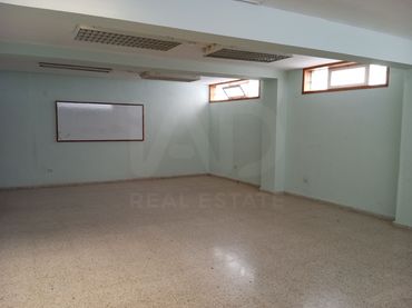 Local commercial à vendre à Avenida Regimiento de Galicia 15 15