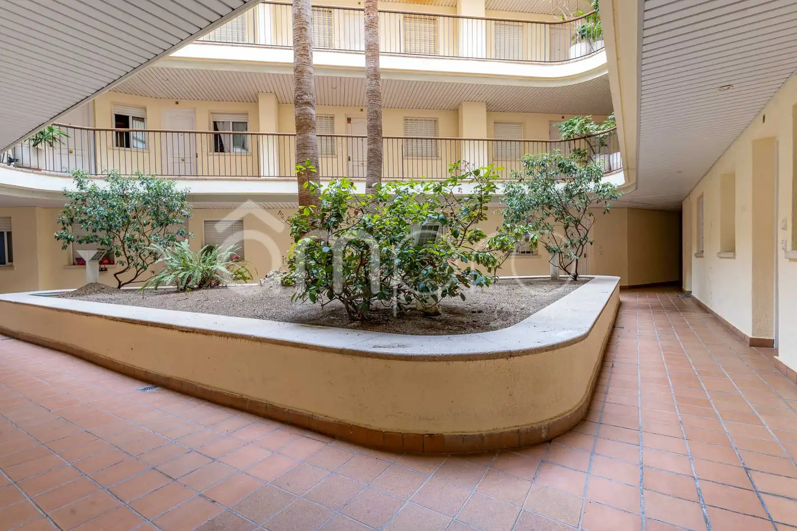 Wohnung zum Verkauf in Torredembarra mit Klimaanlage, Terrasse und Schwimmbad
