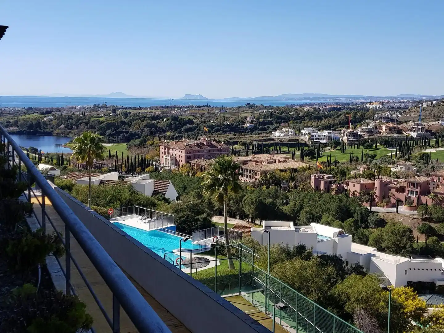 Apartamento con piscina en venta en Urbanización Los Flamingos 104, imagen 2
