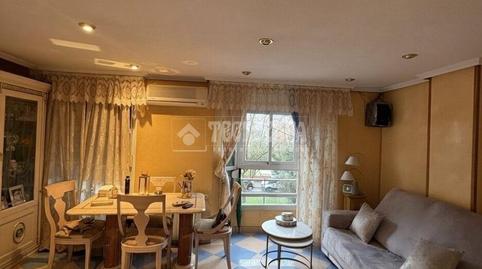 Foto 3 de Piso en venta en Palomeras Bajas,  Madrid Capital