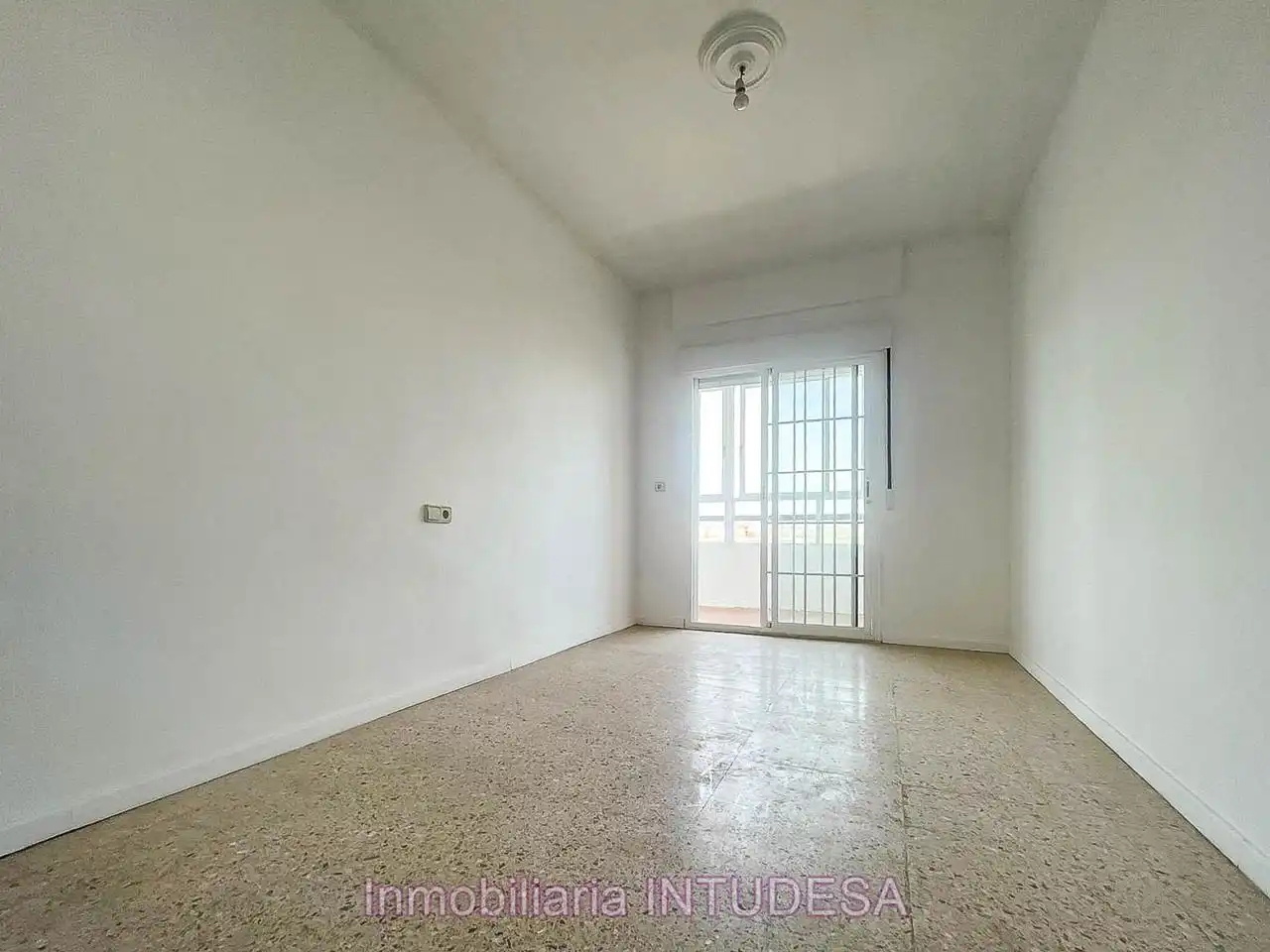 Habitación de Piso en venta en Tudela con Calefacción y Balcón