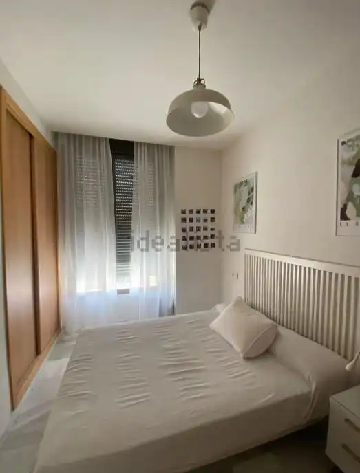 Habitación de Piso de alquiler en Sevilla con Aire acondicionado y Amueblado