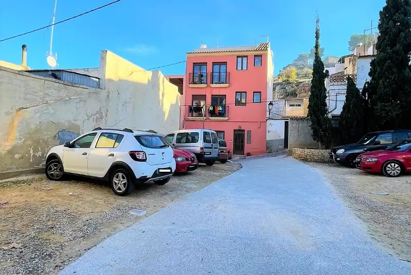 Wohnbaugrundstück zum Verkauf in NUEVA, imagen 6