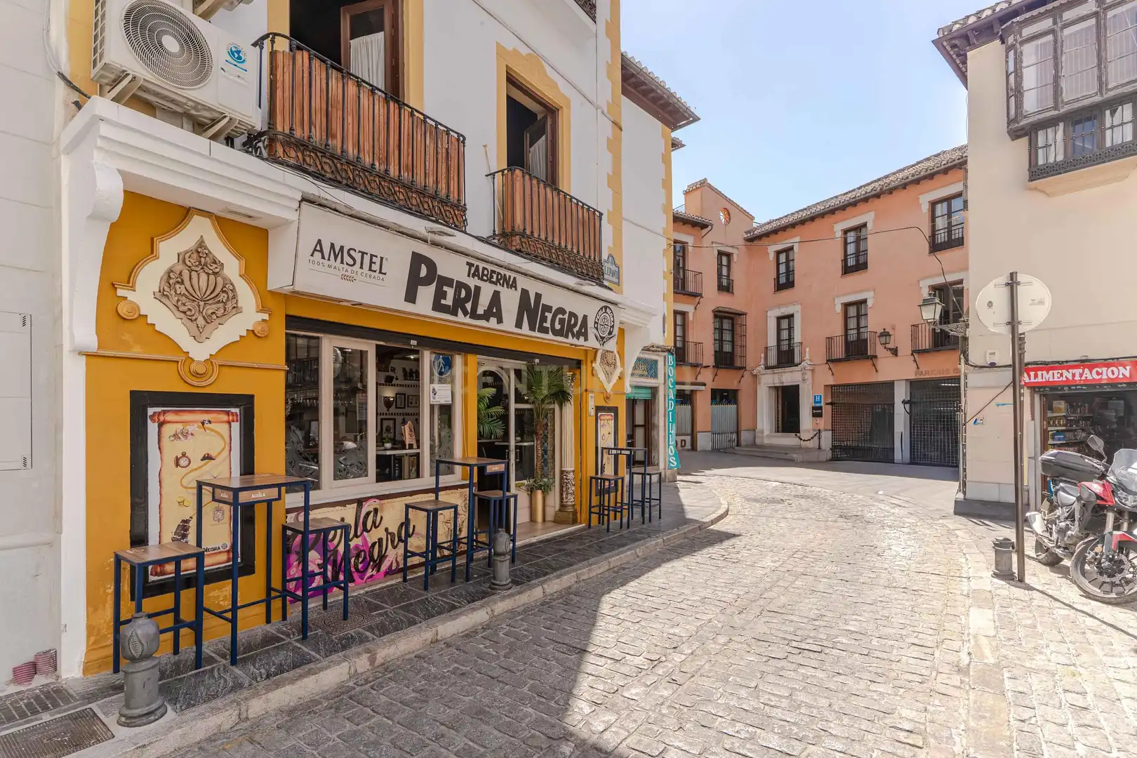 Vista exterior de Casa o xalet en venda en Granada