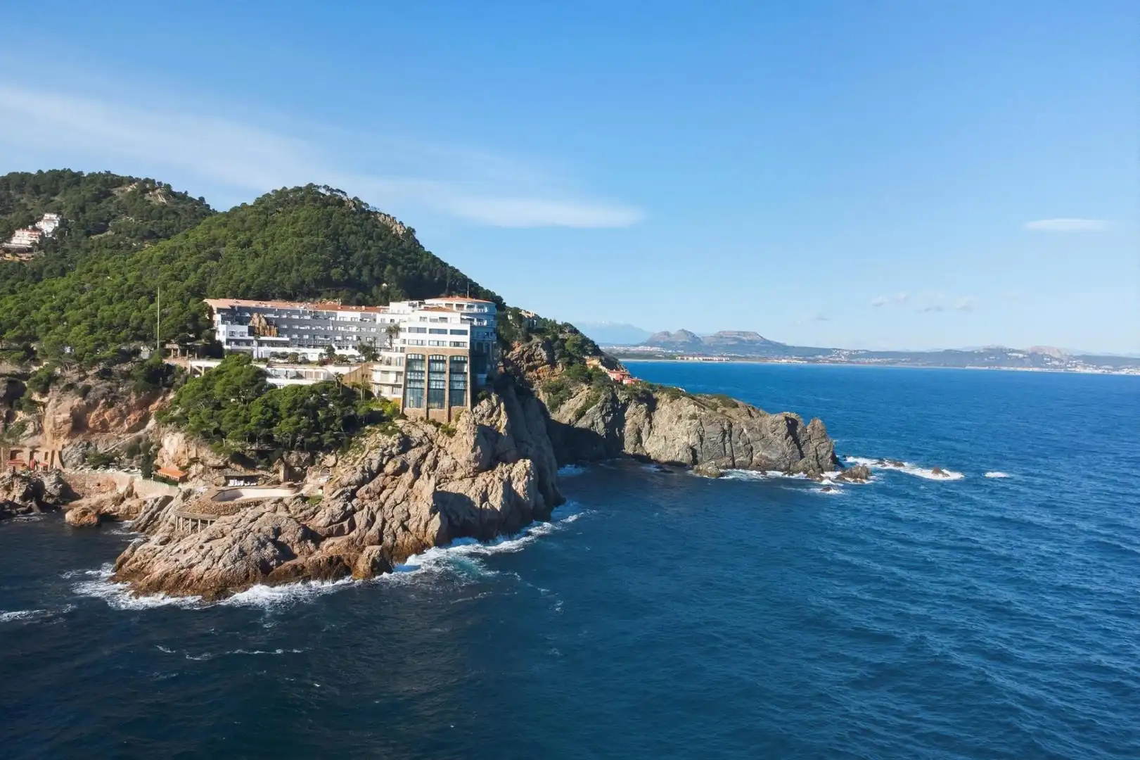 Apartments for sale in Begur  with Private garden and Community pool