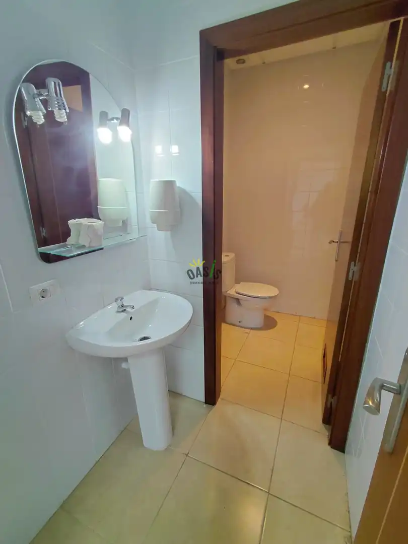 Bathroom of Office for rent in Arafo