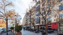 Vista exterior de Pis en venda en  Granada Capital amb Calefacció, Parquet i Alarma