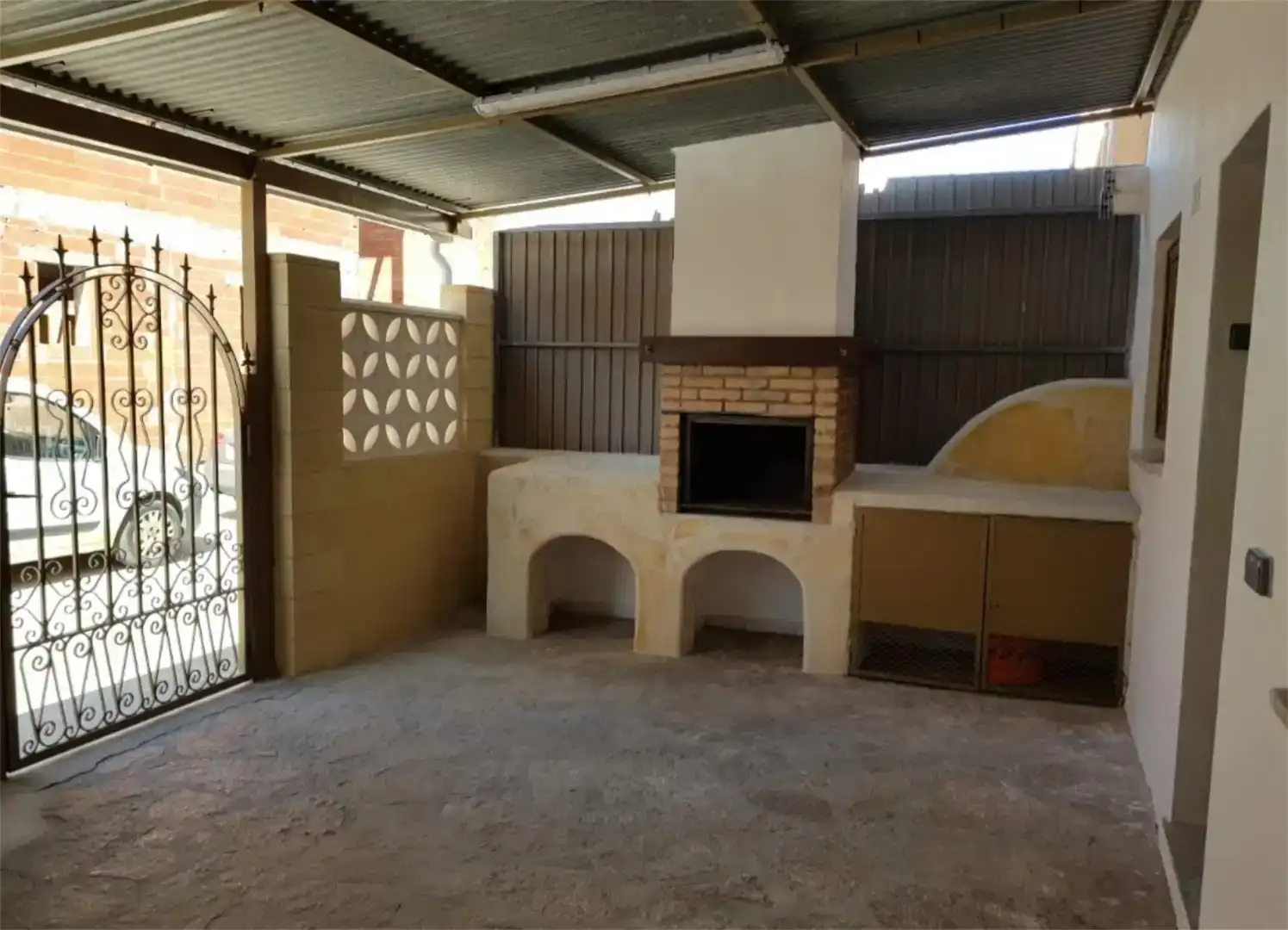 Casa adosada en venda en Els Poblets amb Aire condicionat, Traster i Moblat