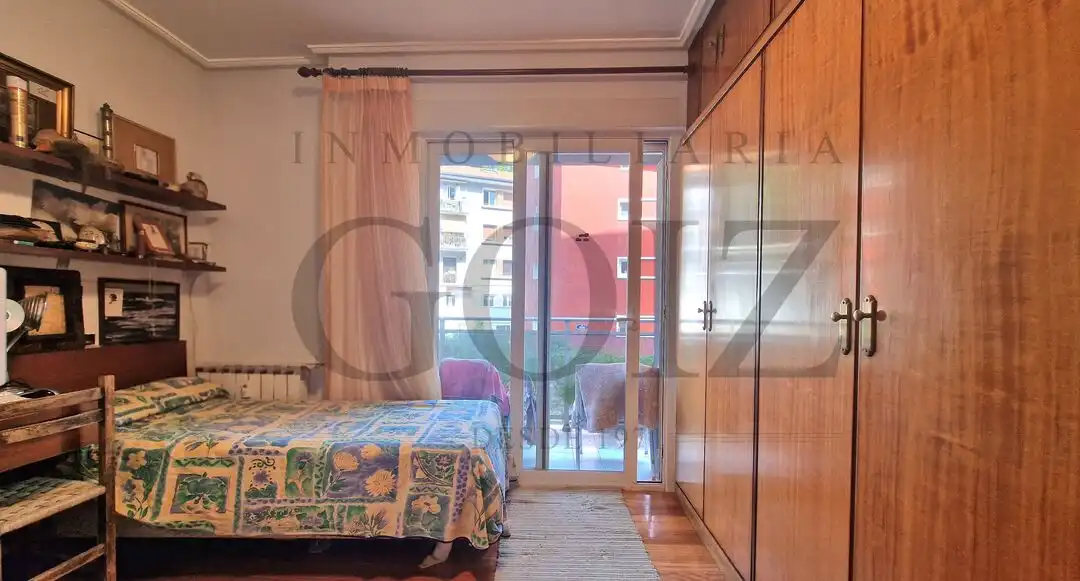 Flat with terrace for sale in Antiguo, imagen 23