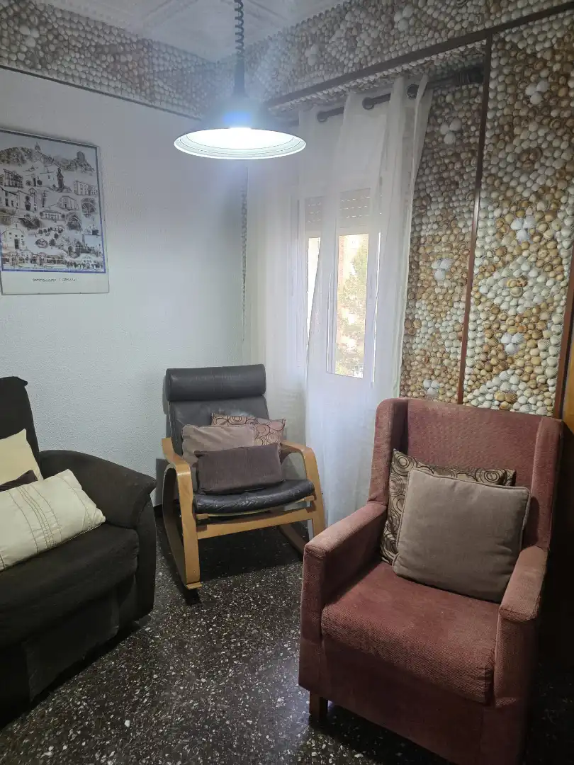 Wohnzimmer von Wohnung zum Verkauf in L'Hospitalet de Llobregat mit Ofen und Balkon