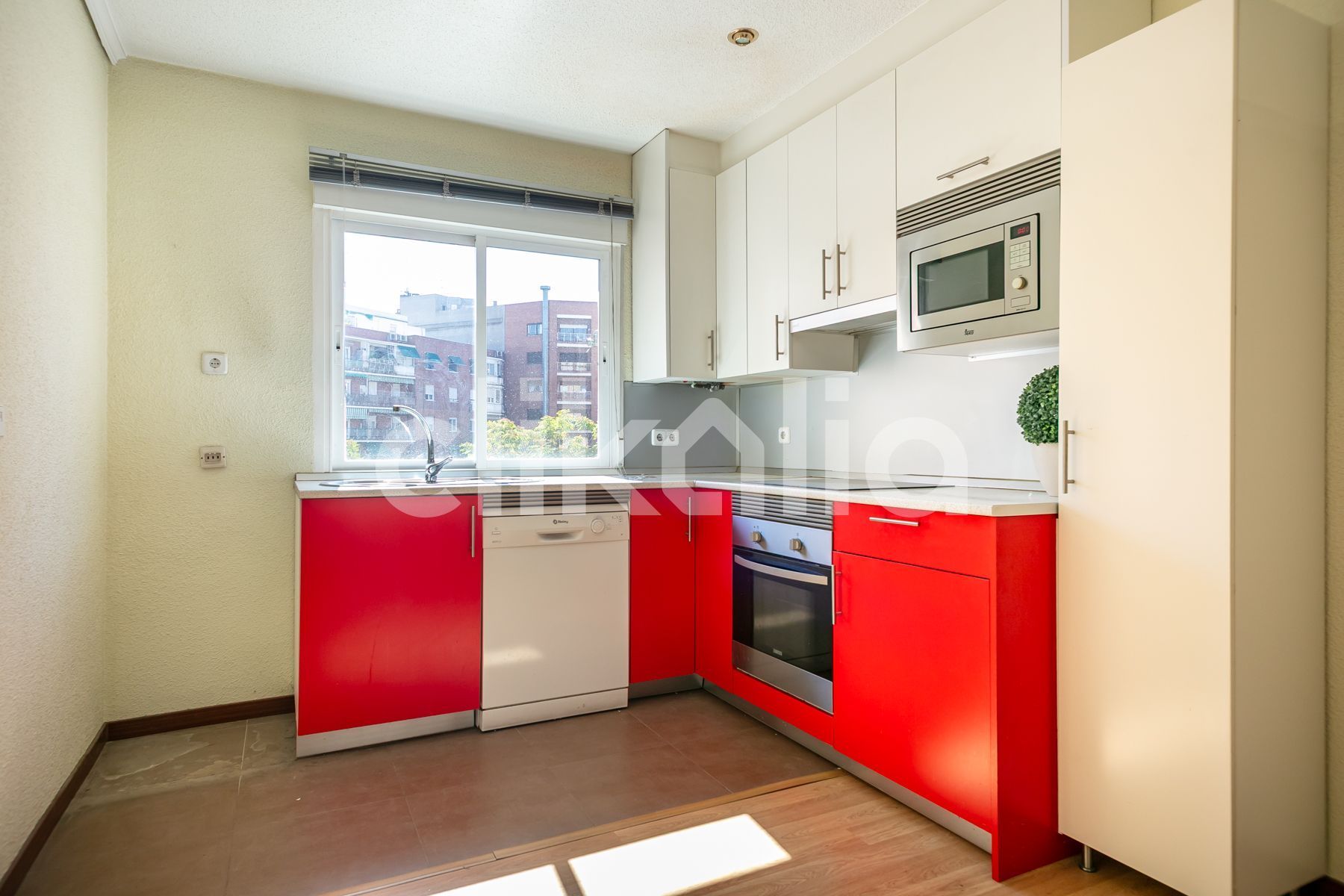 Kitchen of Flat for sale in  Madrid Capital  with Heating and Terrace