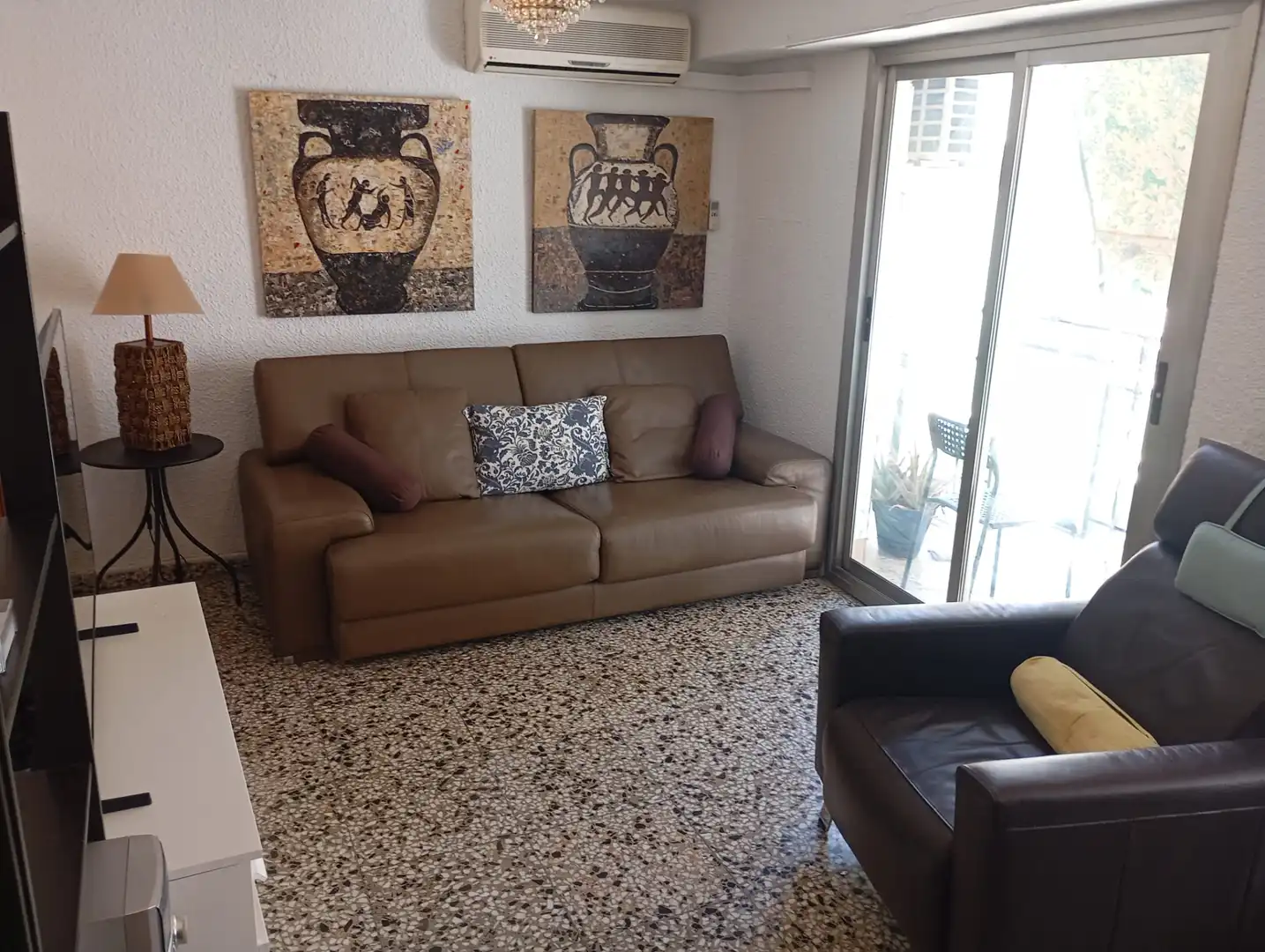 Sala d'estar de Pis en venda en Xirivella amb Aire condicionat, Moblat i Balcó