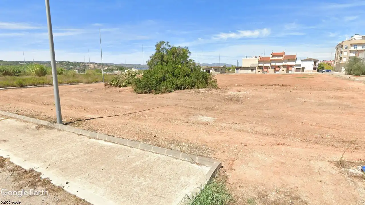 Terreno residencial en venta en Avenida de la Diputación 32, imagen 4