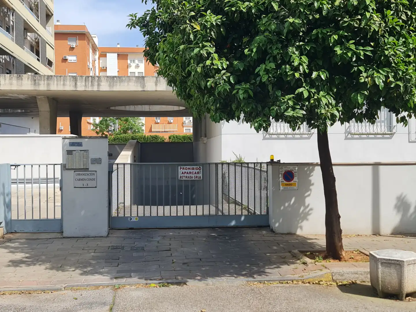 Aparcament de Garatge en venda en  Sevilla Capital