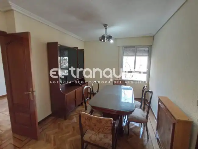 Dining room of Flat for rent in Madrid  with Air Conditioner, Parquet flooring and Washing machine