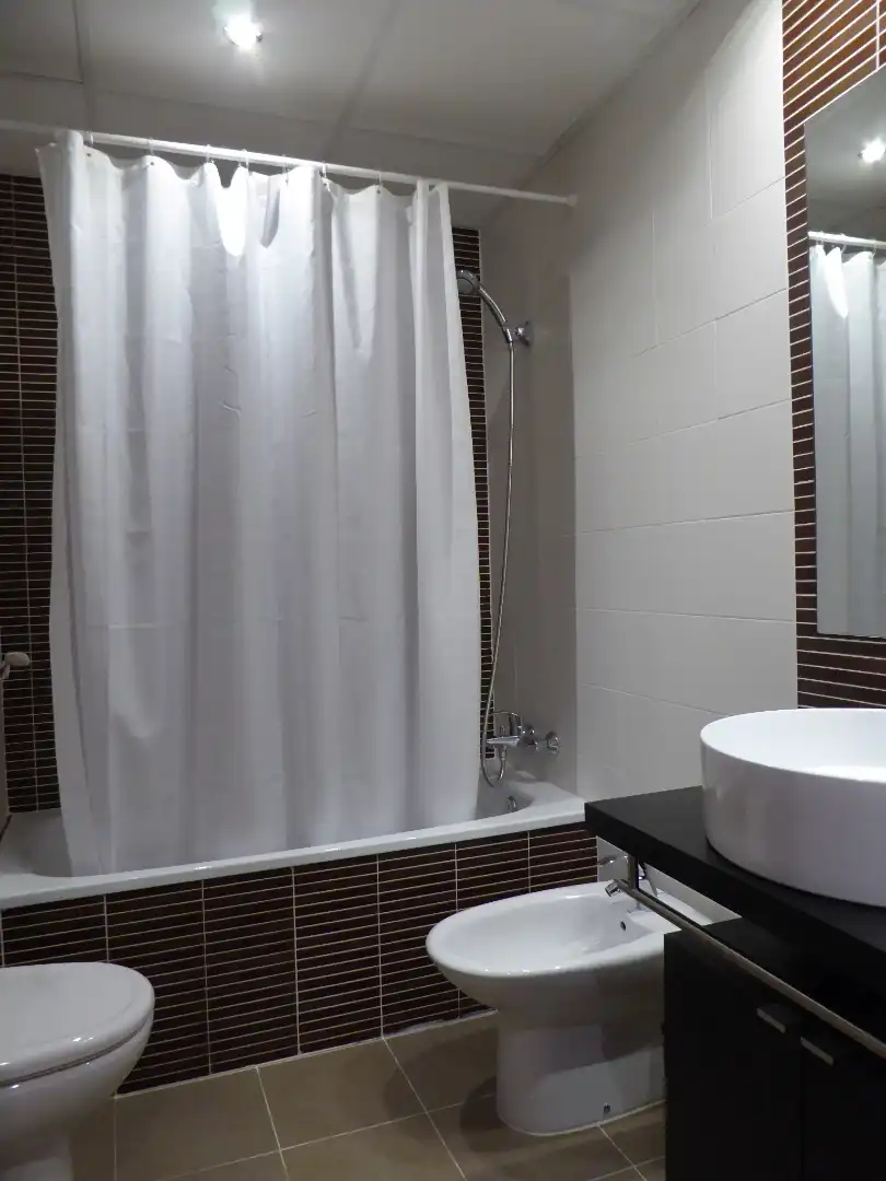 Bathroom of Study for rent in Málaga  with Air Conditioner, Furnished and Washing machine